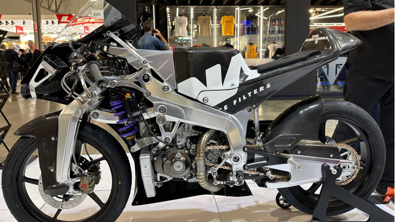 H αντισυμβατική DRR-022 της DNA στην EICMA